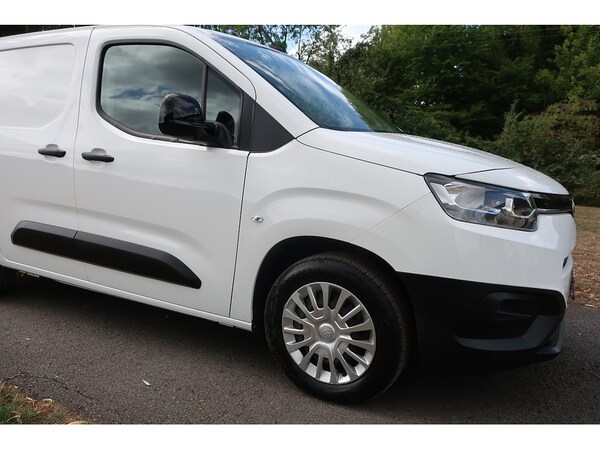 Used Toyota ProAce 2022 for sale - 75347831: Photo 19