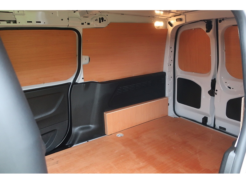 Used Peugeot Partner 2024 for sale - 77572405: Photo 15