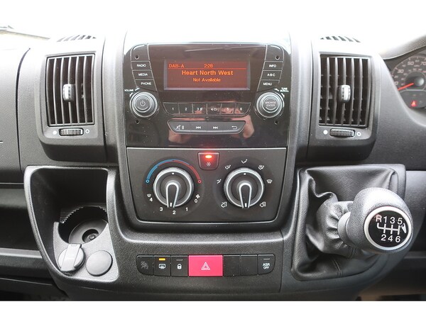 Used Peugeot Boxer 2017 for sale - 73913650: Photo 30