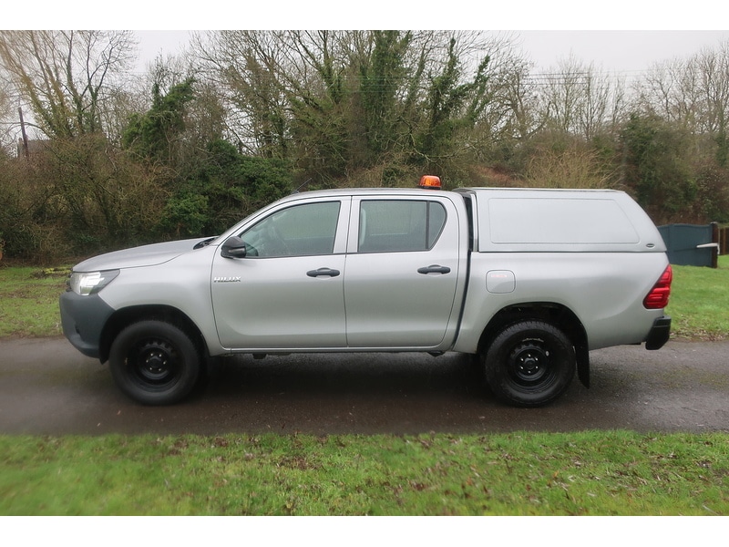 Used Toyota Hilux 2020 for sale - 77153998: Photo 11