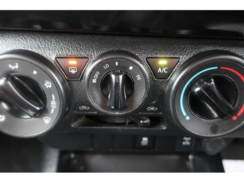 Used Toyota Hilux 2020 for sale - 77153998: Photo 20