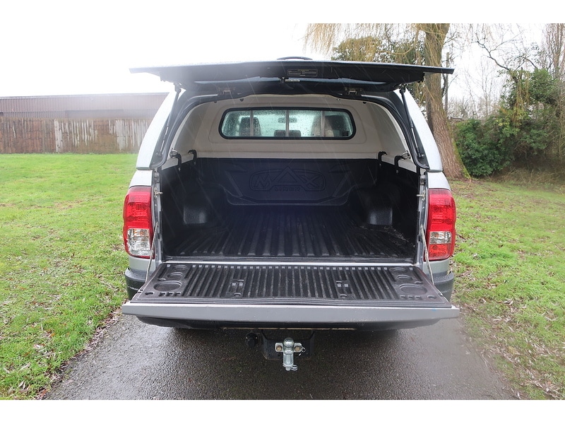 Used Toyota Hilux 2020 for sale - 77153998: Photo 8