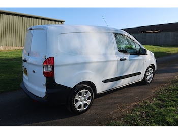 Used Ford Transit Courier 2020 for sale - 77591362: Photo