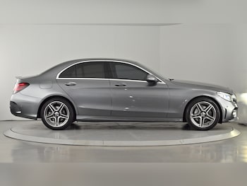 Used Mercedes-Benz C-Class 2019 for sale - 75679361: Photo