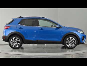Used Kia Stonic 2023 for sale - 74117174: Photo