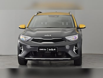 Used Kia Stonic 2023 for sale - 75438834: Photo