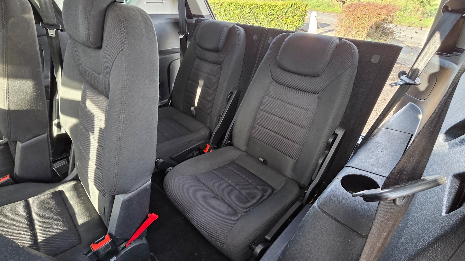 Used Ford S-Max 2015 for sale - 76638384: Photo 19