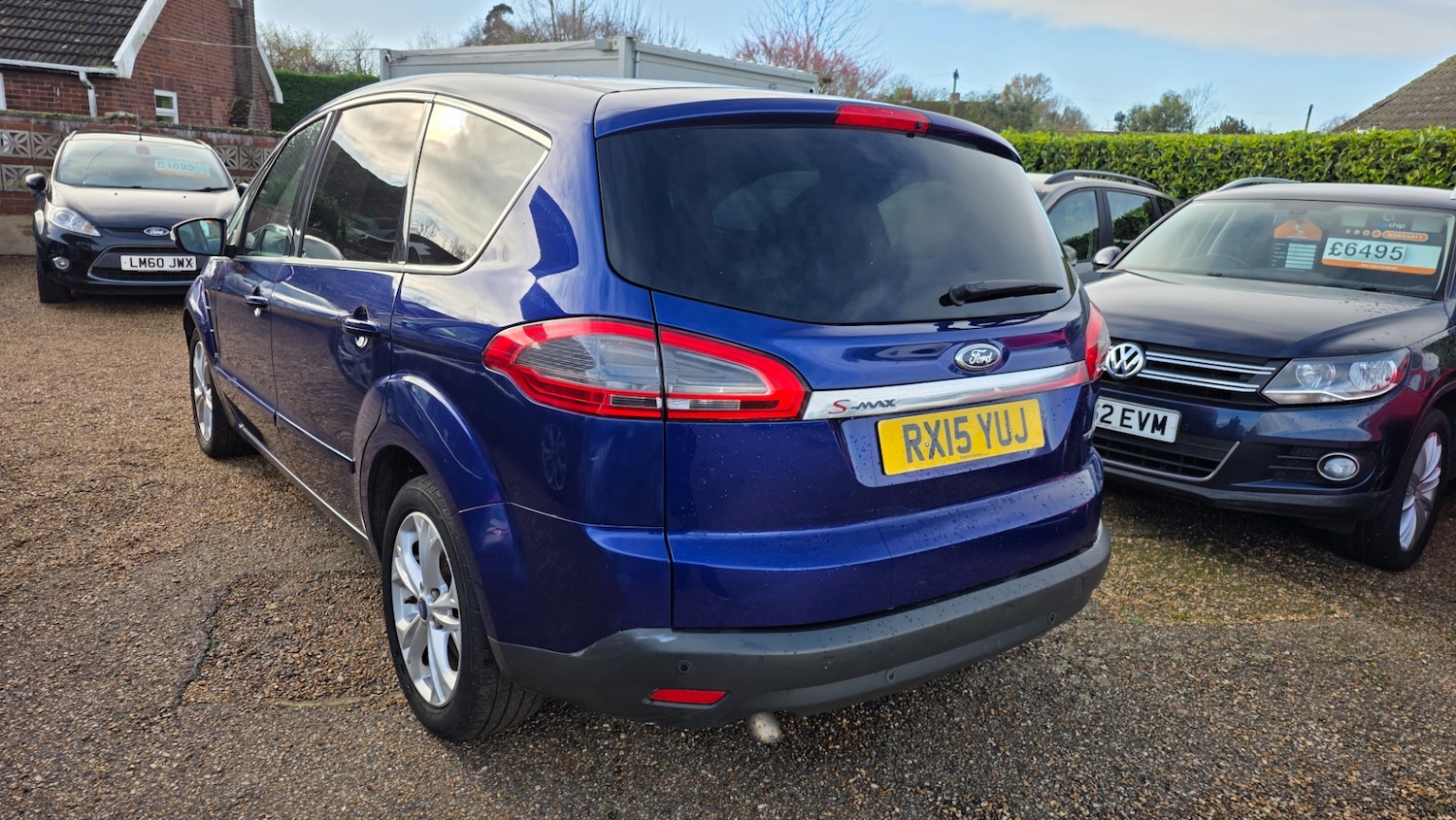 Used Ford S-Max 2015 for sale - 76638384: Photo 2