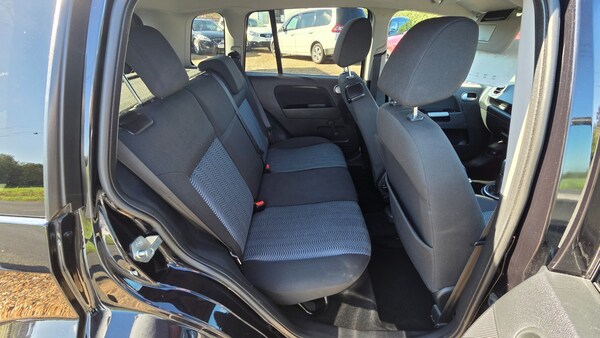 Used Ford Fusion 2011 for sale - 76115741: Photo 12