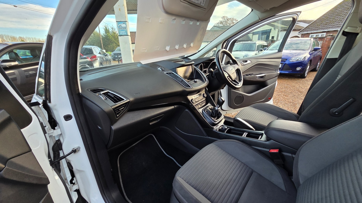 Used Ford C-Max 2015 for sale - 76844716: Photo 16