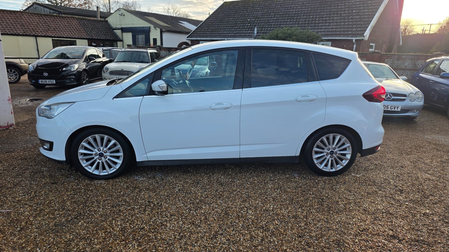Used Ford C-Max 2015 for sale - 76844716: Photo 4