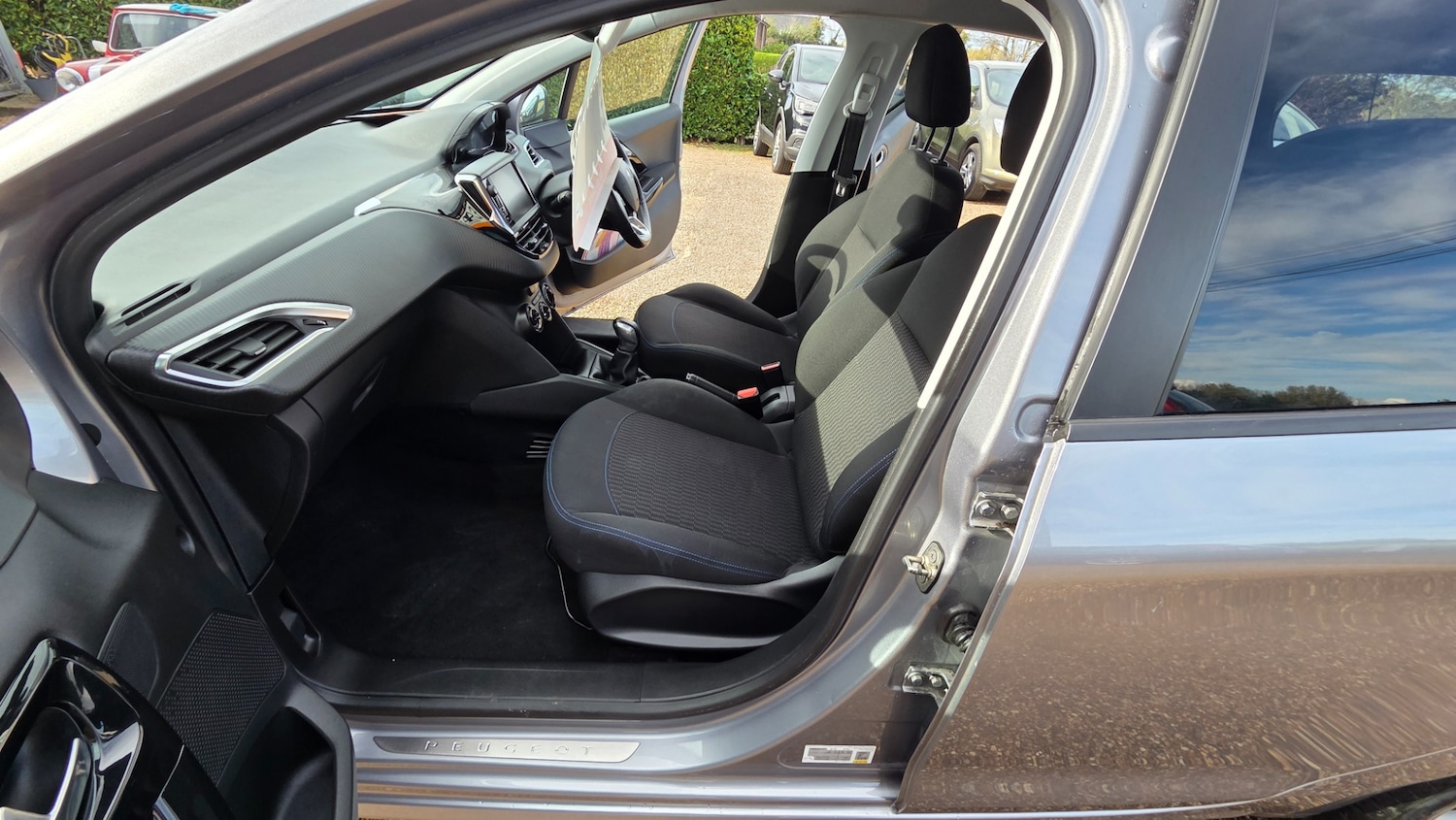 Used Peugeot 208 2019 for sale - 76357221: Photo 16