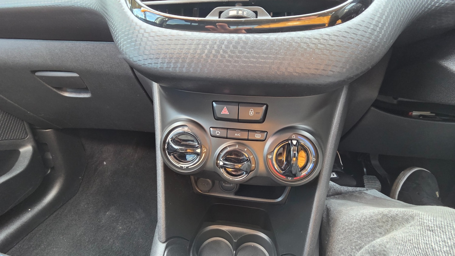 Used Peugeot 208 2019 for sale - 76357221: Photo 19