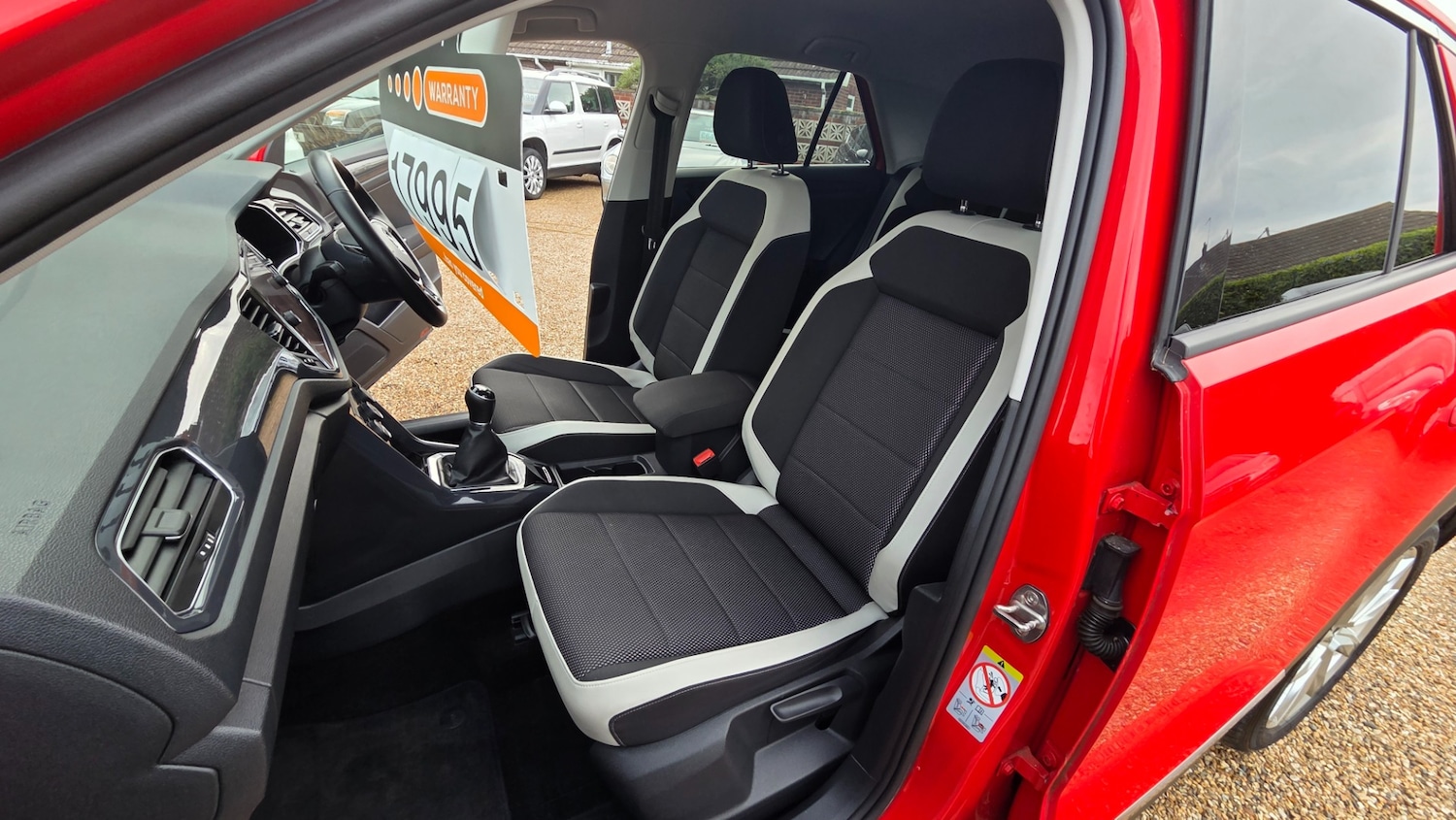 Used Volkswagen T-Roc 2019 for sale - 76468833: Photo 15