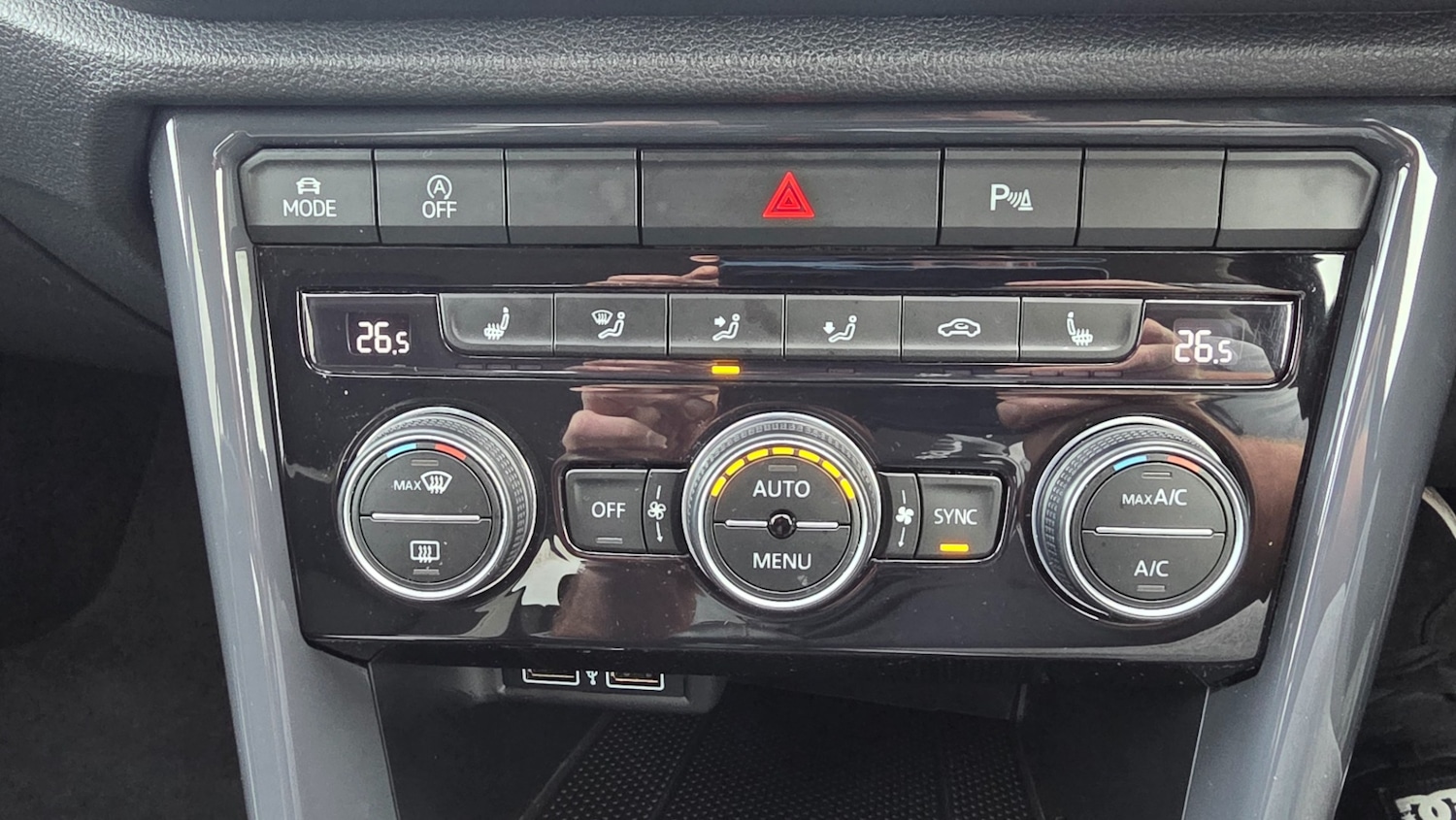 Used Volkswagen T-Roc 2019 for sale - 76468833: Photo 18