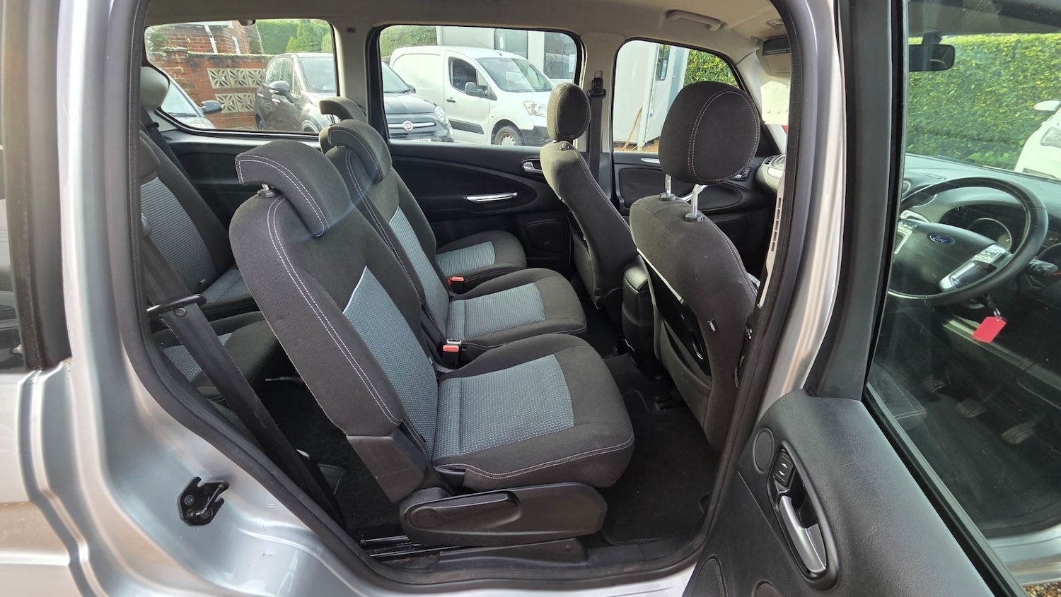 Used Ford Galaxy 2010 for sale - 77353941: Photo 11