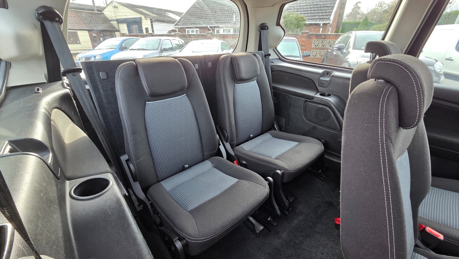 Used Ford Galaxy 2010 for sale - 77353941: Photo 12