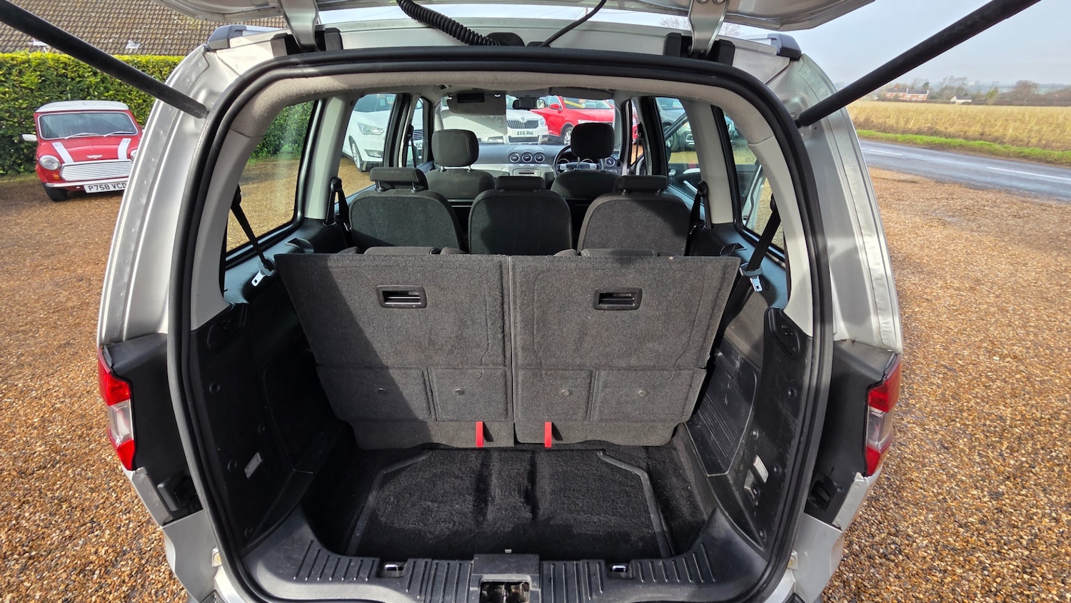 Used Ford Galaxy 2010 for sale - 77353941: Photo 13