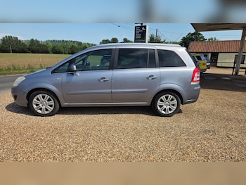 Used Vauxhall Zafira 2010 for sale - 78739920: Photo