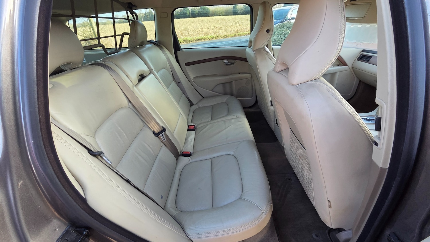 Used Volvo XC70 2009 for sale - 77310868: Photo 12