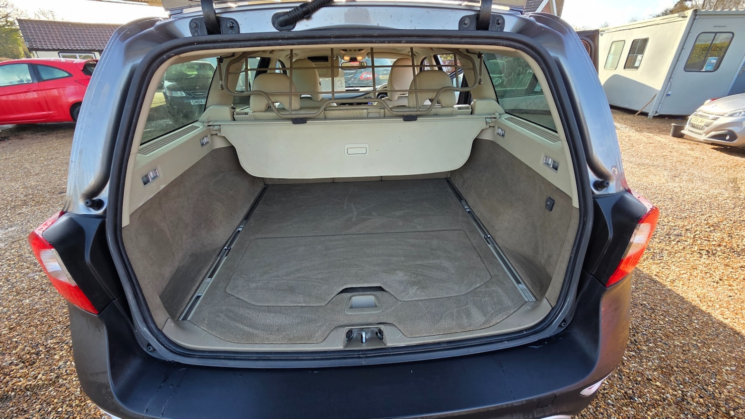 Used Volvo XC70 2009 for sale - 77310868: Photo 13