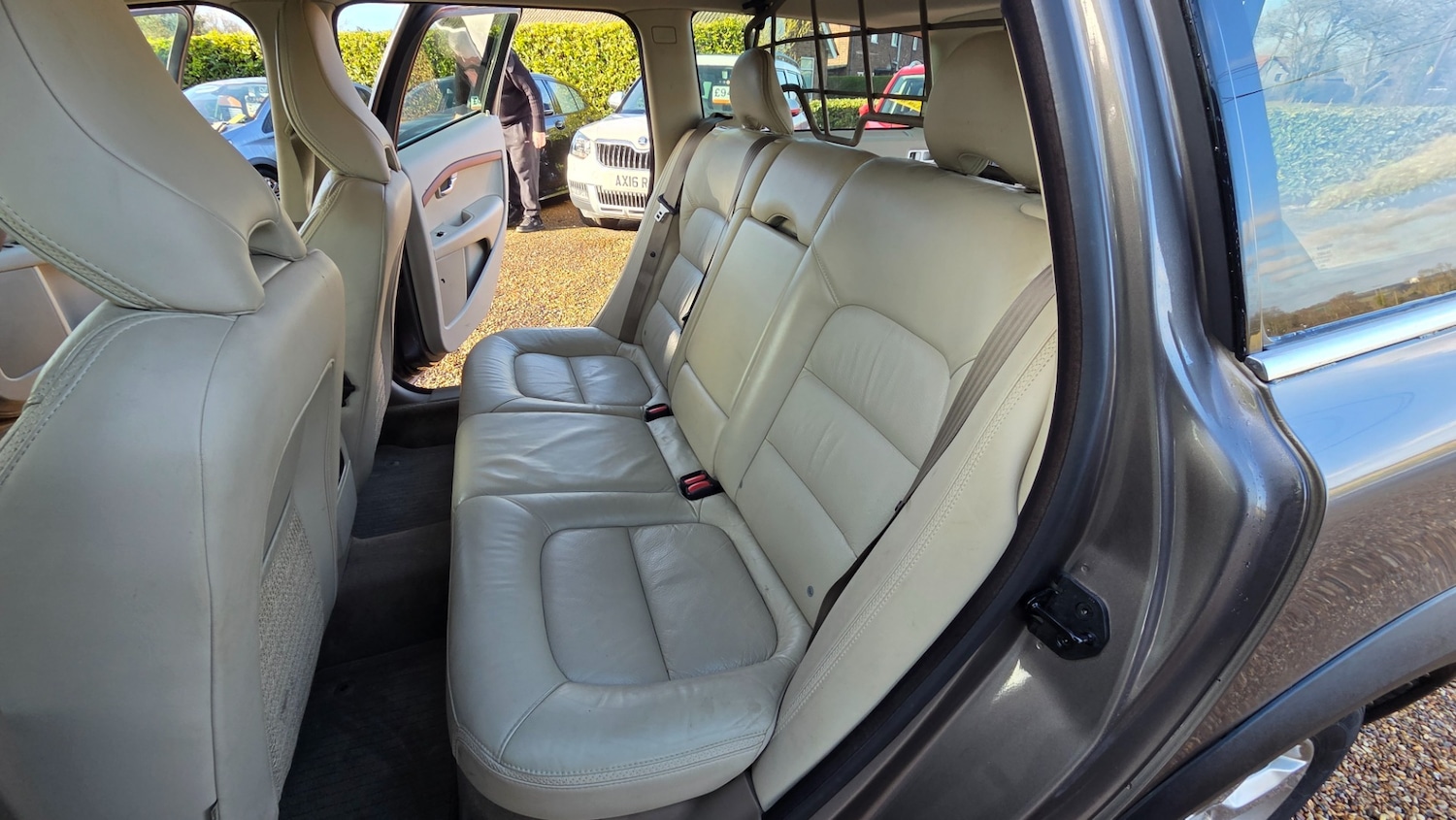 Used Volvo XC70 2009 for sale - 77310868: Photo 14