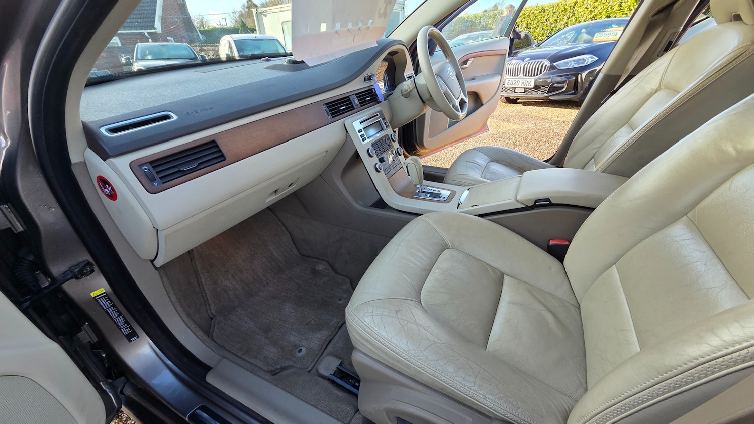 Used Volvo XC70 2009 for sale - 77310868: Photo 16