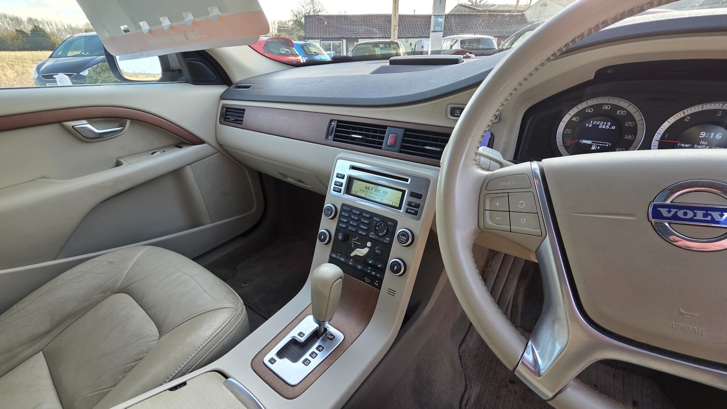 Used Volvo XC70 2009 for sale - 77310868: Photo 18