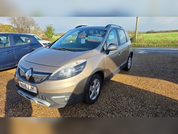 Used Renault Scenic Xmod 2015 for sale - 76600197: Photo