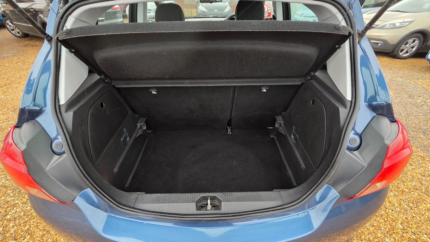 Used Vauxhall Corsa 2015 for sale - 76598825: Photo 11