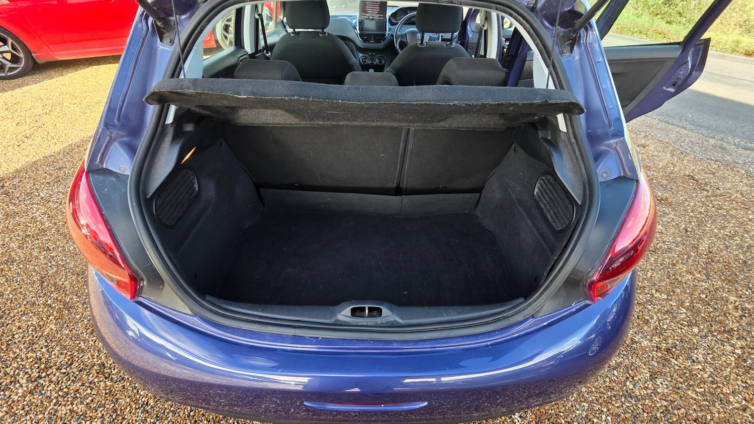 Used Peugeot 208 2016 for sale - 76381900: Photo 12