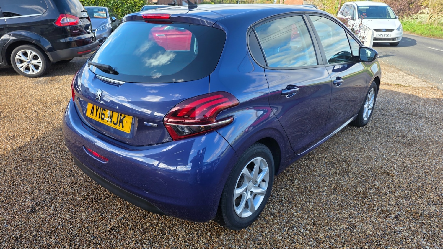 Used Peugeot 208 2016 for sale - 76381900: Photo 7