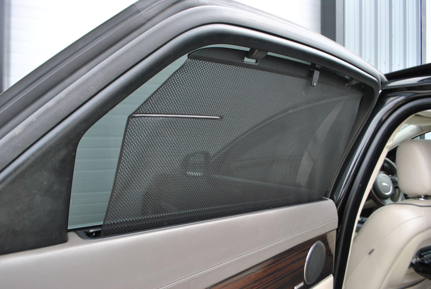 Used Jaguar XJ 2011 for sale - 76786929: Photo 18