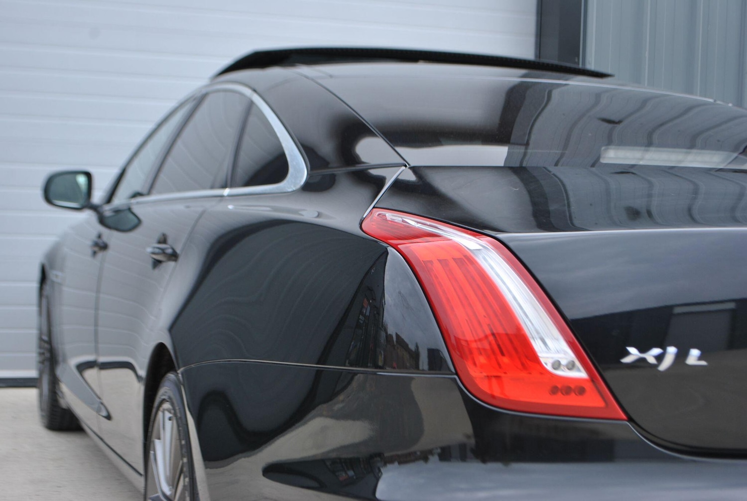 Used Jaguar XJ 2011 for sale - 76786929: Photo 39