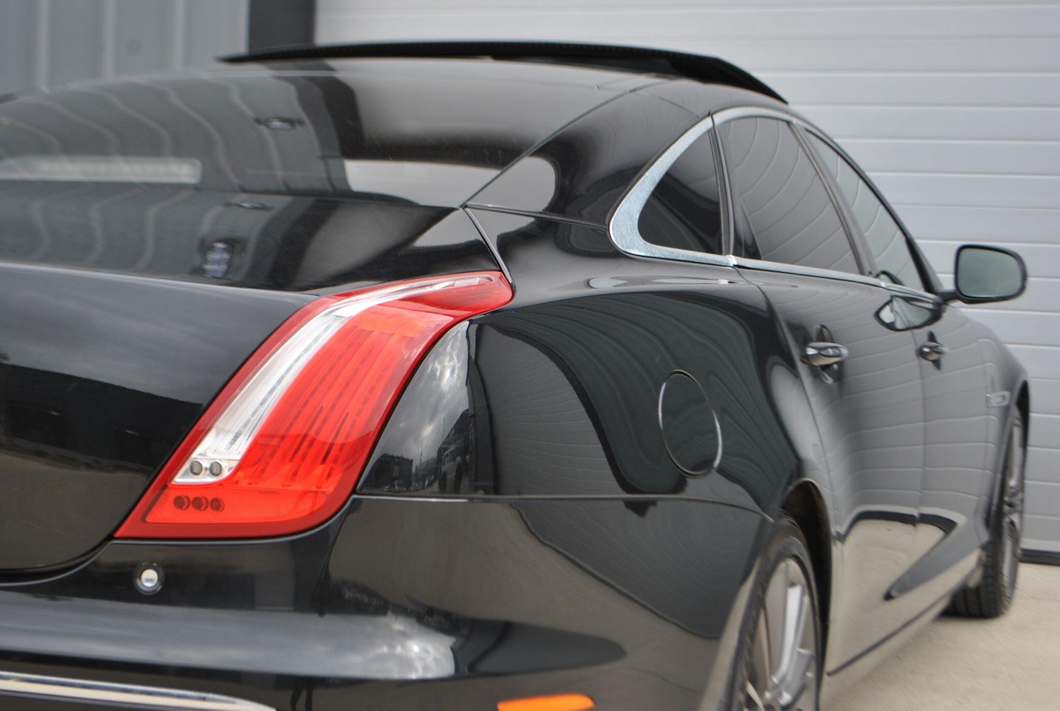 Used Jaguar XJ 2011 for sale - 76786929: Photo 40