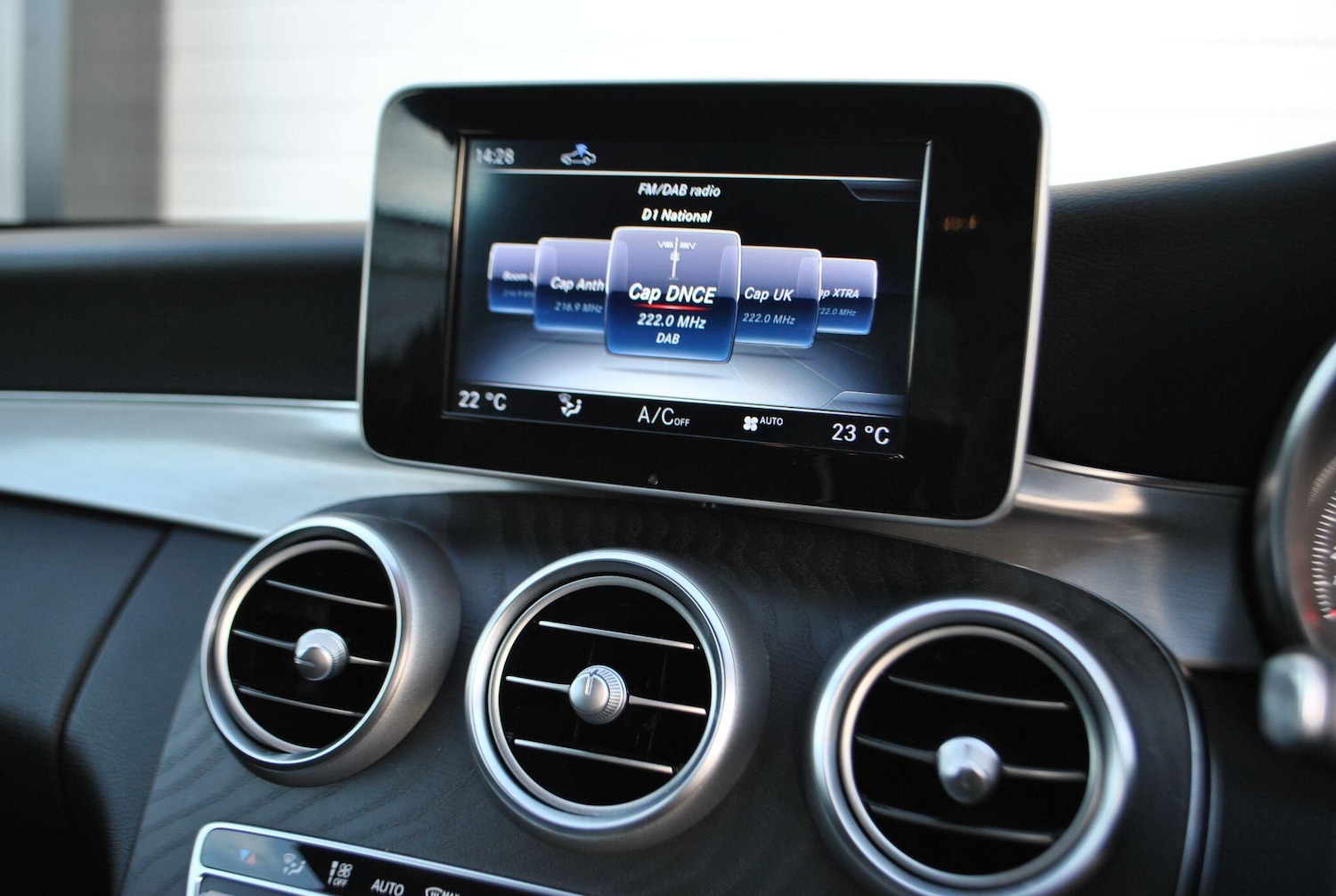 Used Mercedes-Benz C Class 2017 for sale - 76786838: Photo 19