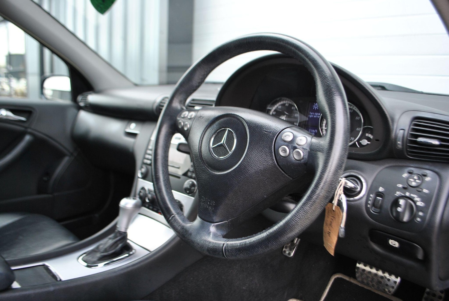 Used Mercedes-Benz C Class 2008 for sale - 76433352: Photo 12