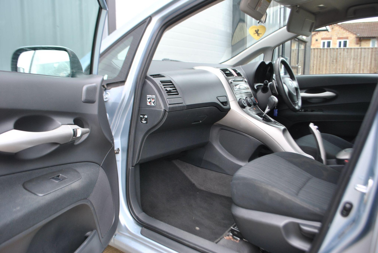 Used Toyota Auris 2007 for sale - 76408970: Photo 5