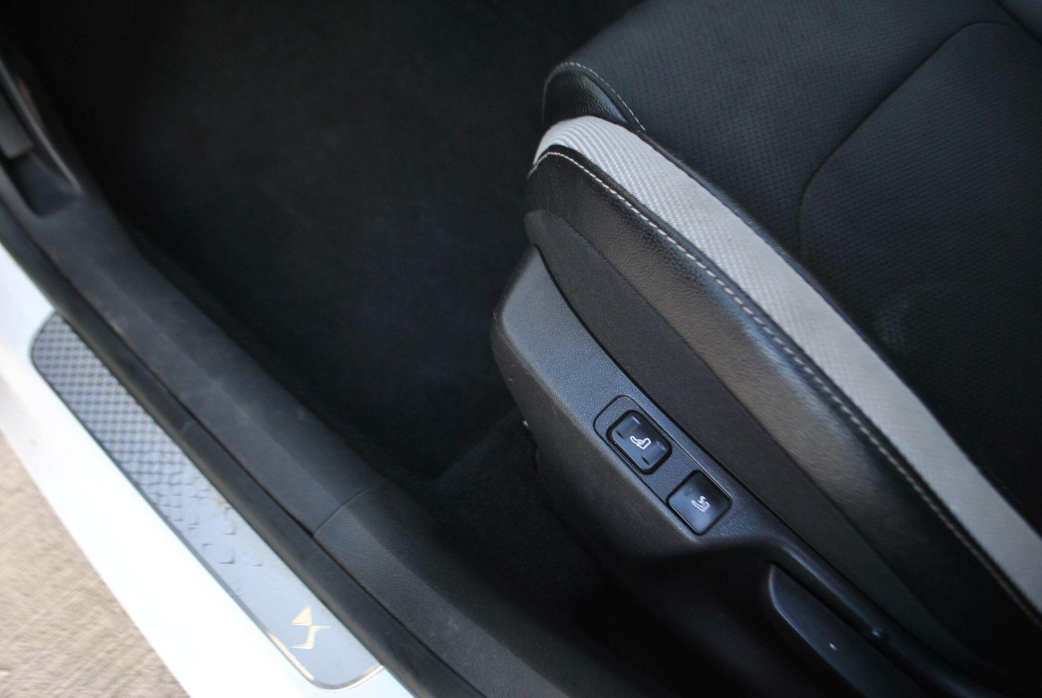 Used Citroen DS4 2013 for sale - 76151127: Photo 11