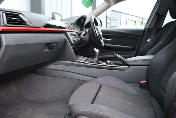 Used BMW 3 Series 2012 for sale - 76072131: Photo 10