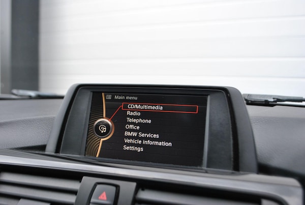 Used BMW 3 Series 2012 for sale - 76072131: Photo 23