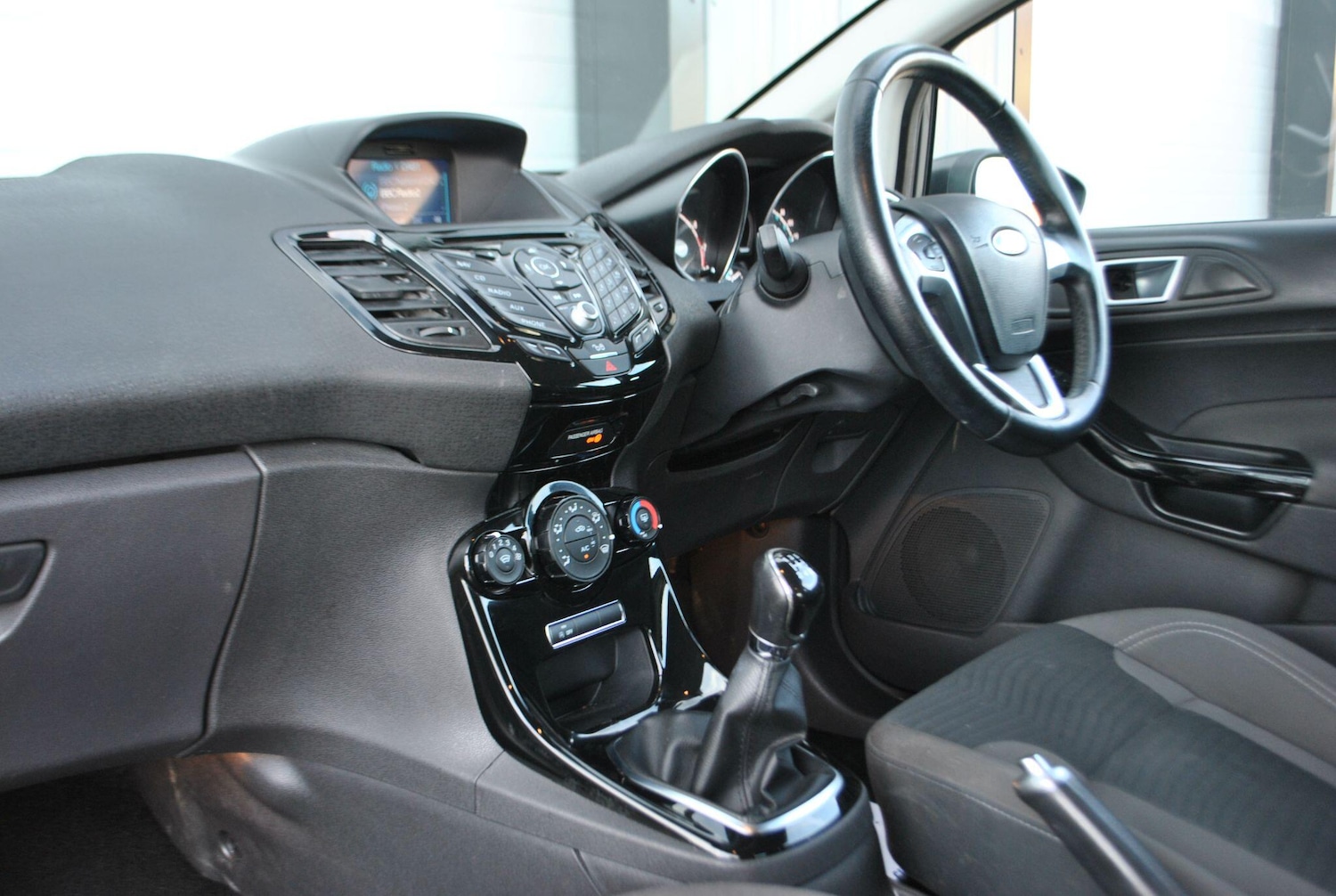 Used Ford Fiesta 2017 for sale - 76942498: Photo 10