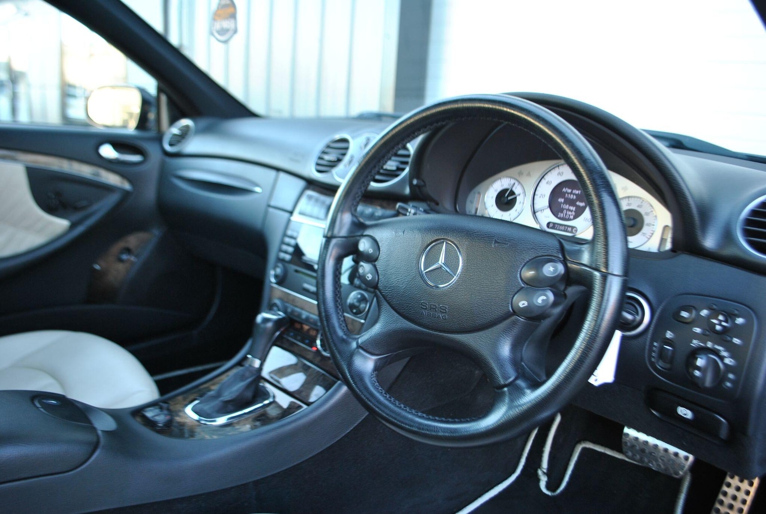 Used Mercedes-Benz CLK 2006 for sale - 76786712: Photo 16