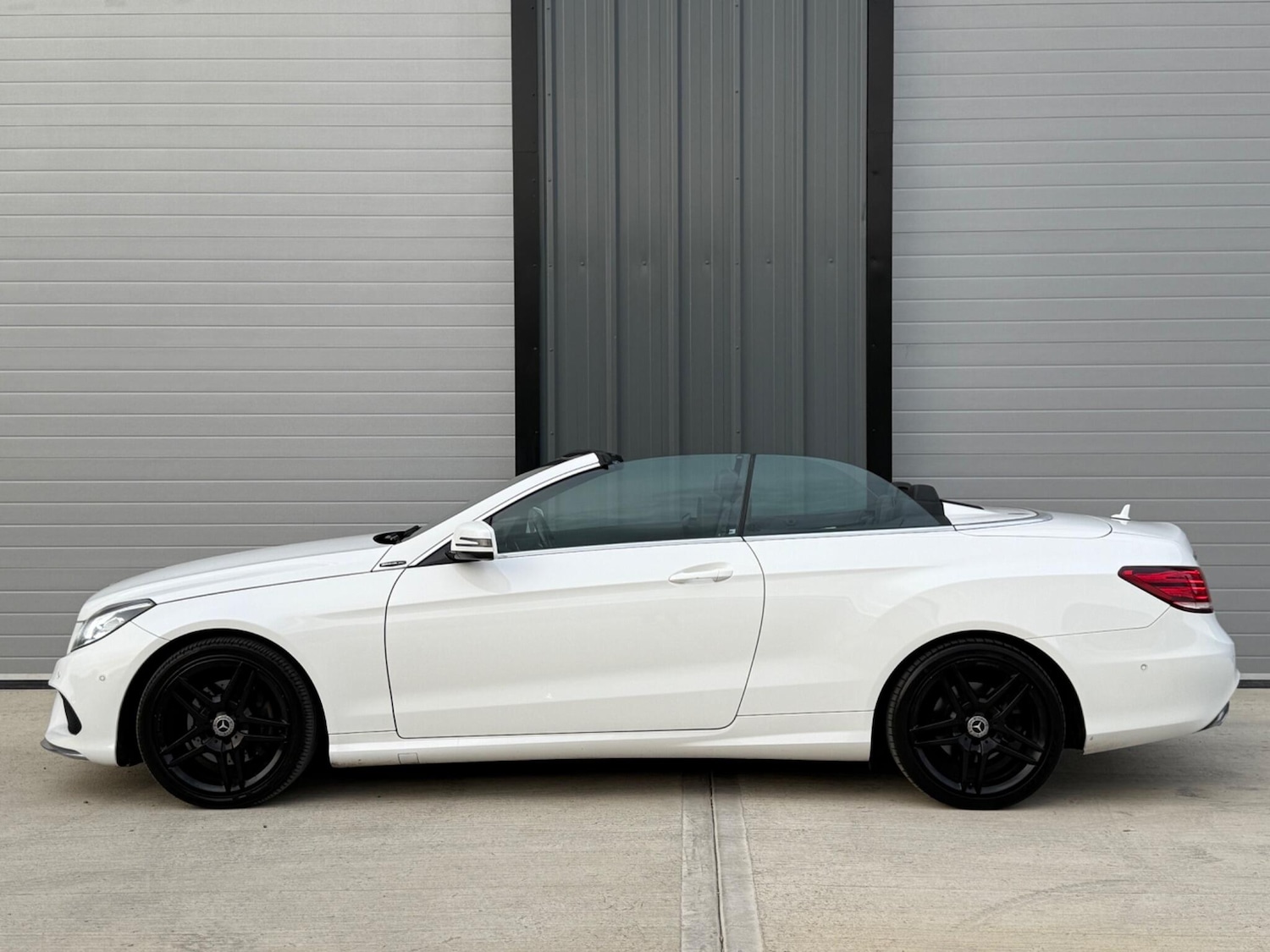 Used Mercedes-Benz E Class 2014 for sale - 76786526: Photo 12