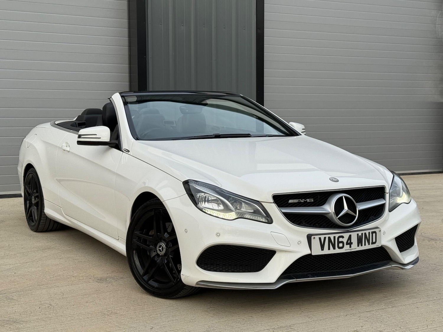 Used Mercedes-Benz E Class 2014 for sale - 76786526: Photo 2