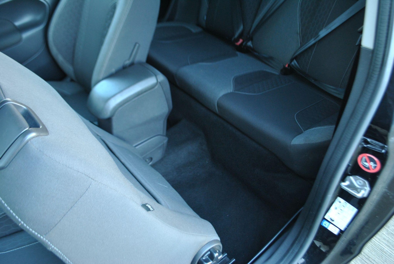 Used Ford Fiesta 2015 for sale - 76786704: Photo 12