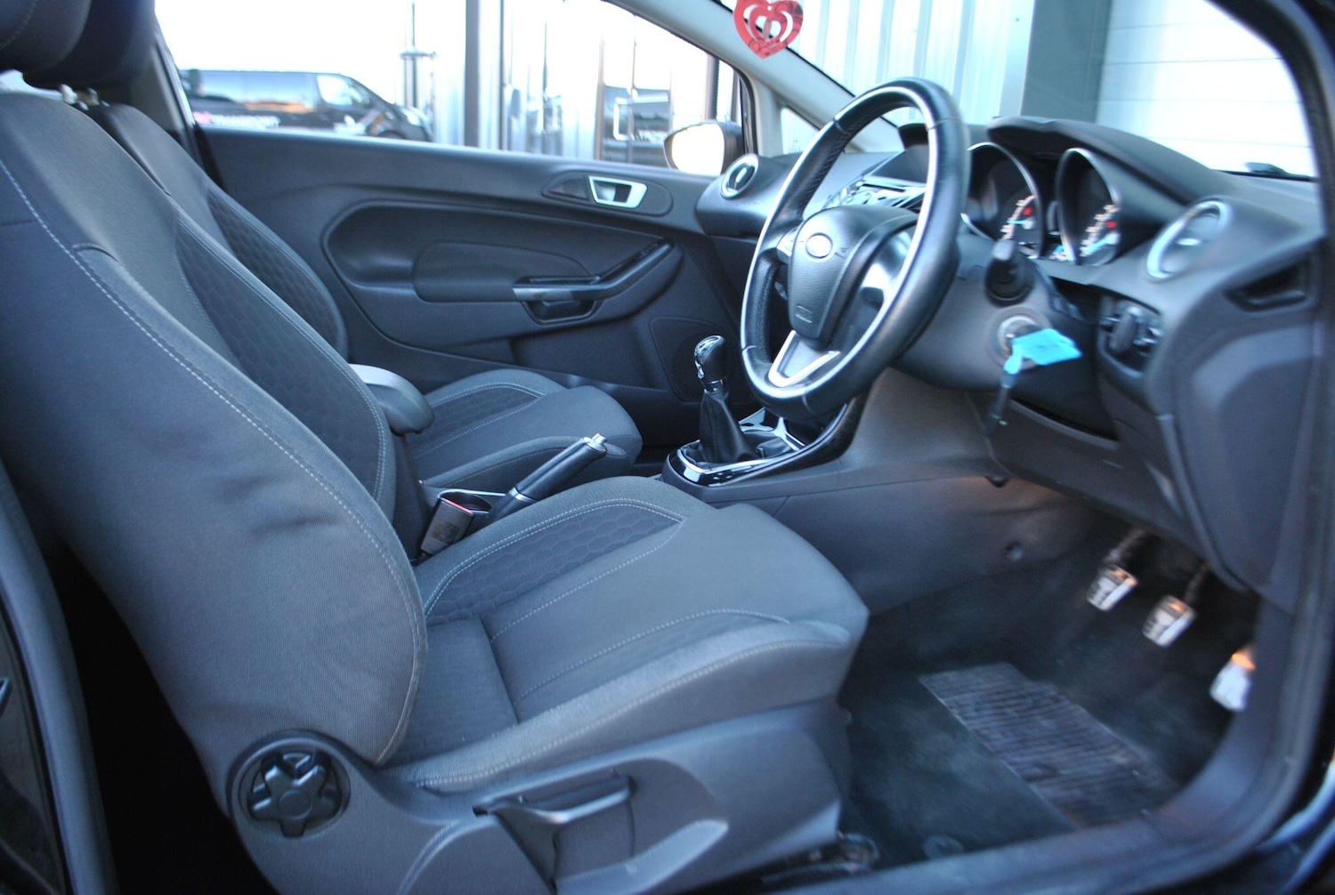 Used Ford Fiesta 2015 for sale - 76786704: Photo 14