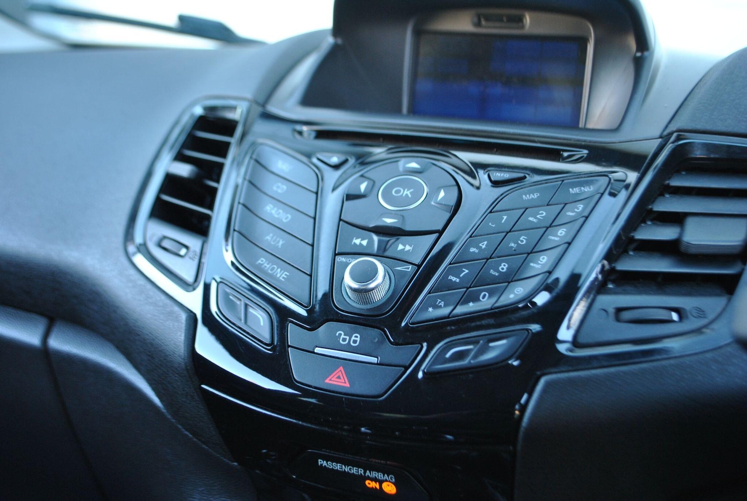 Used Ford Fiesta 2015 for sale - 76786704: Photo 19