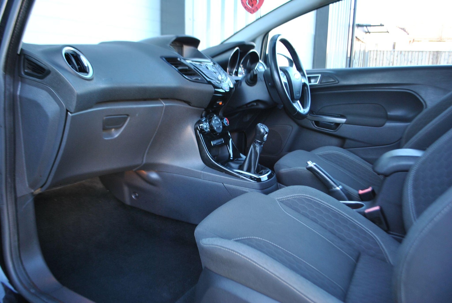 Used Ford Fiesta 2015 for sale - 76786704: Photo 9