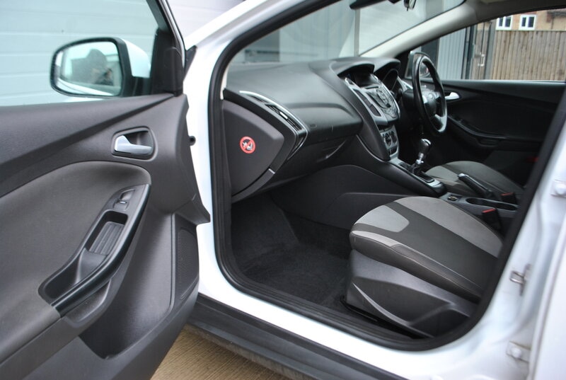 Used Ford Focus 2013 for sale - 77450863: Photo 8